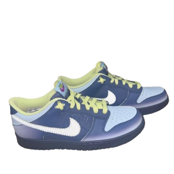 Nike- Dunk Low 'Halloween - I am Fearless!' - Picture 2 of 8